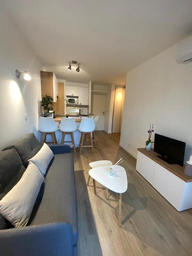 Appartement Avec Piscine 5 Min A Pieds Des Plages Валлоріс Екстер'єр фото